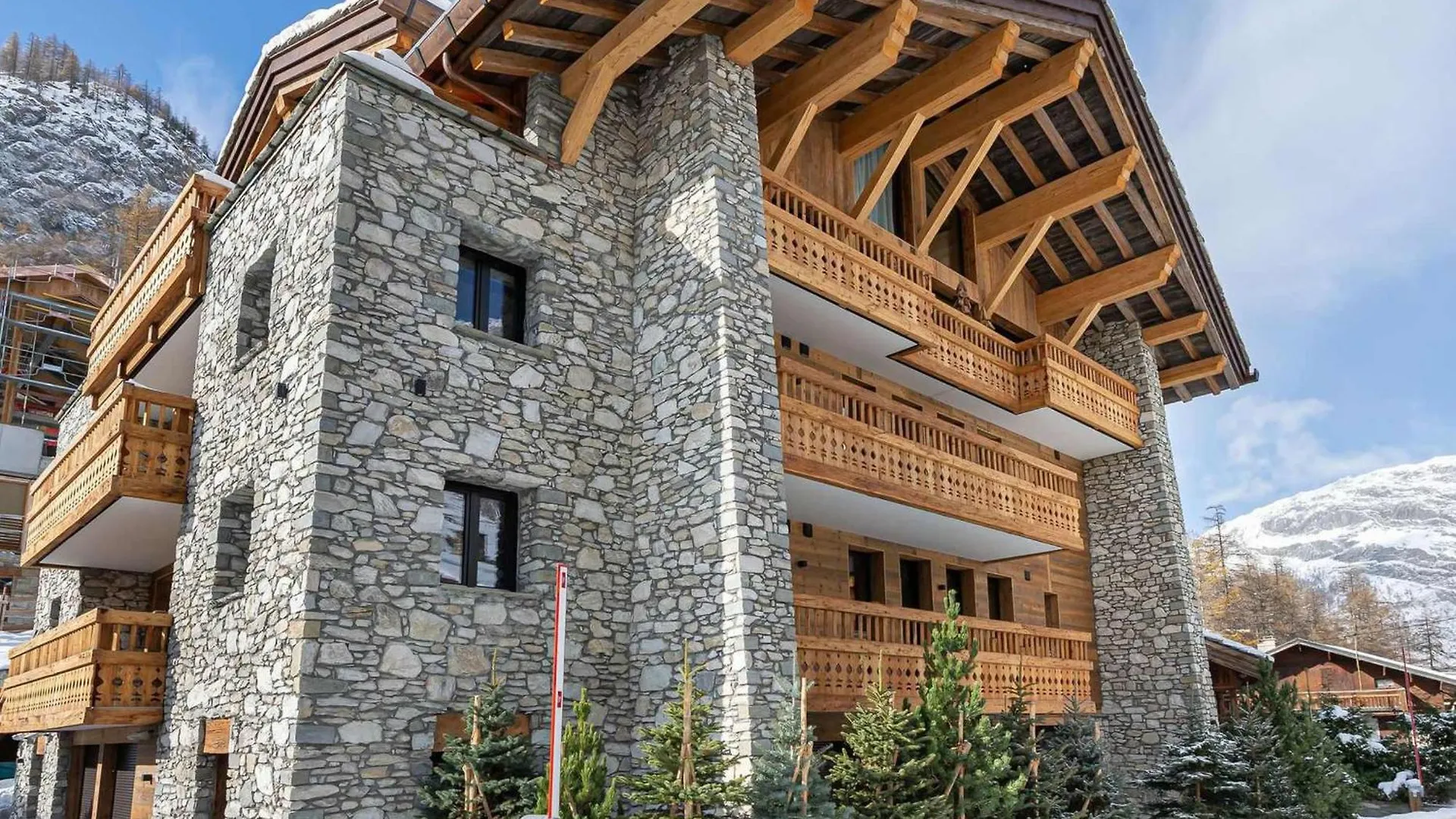 Appartement 95M², Sud-Est, Jacuzzi, Val D'Isere, 4 Suites, Parking, Animaux Ok - Fr-1-567-73 0*, Val-dʼIsère